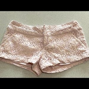 Super cute Shortie pink size 3